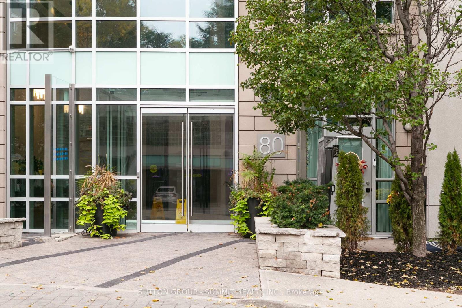 1202 - 80 Absolute Avenue, Mississauga, Ontario  L4Z 0A5 - Photo 4 - W12435677