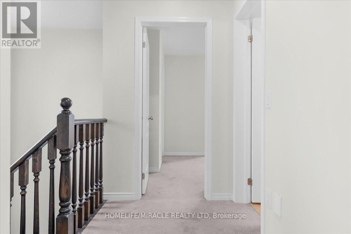 402 Dougall Avenue, Caledon, Ontario  L7C 2H1 - Photo 21 - W12435678