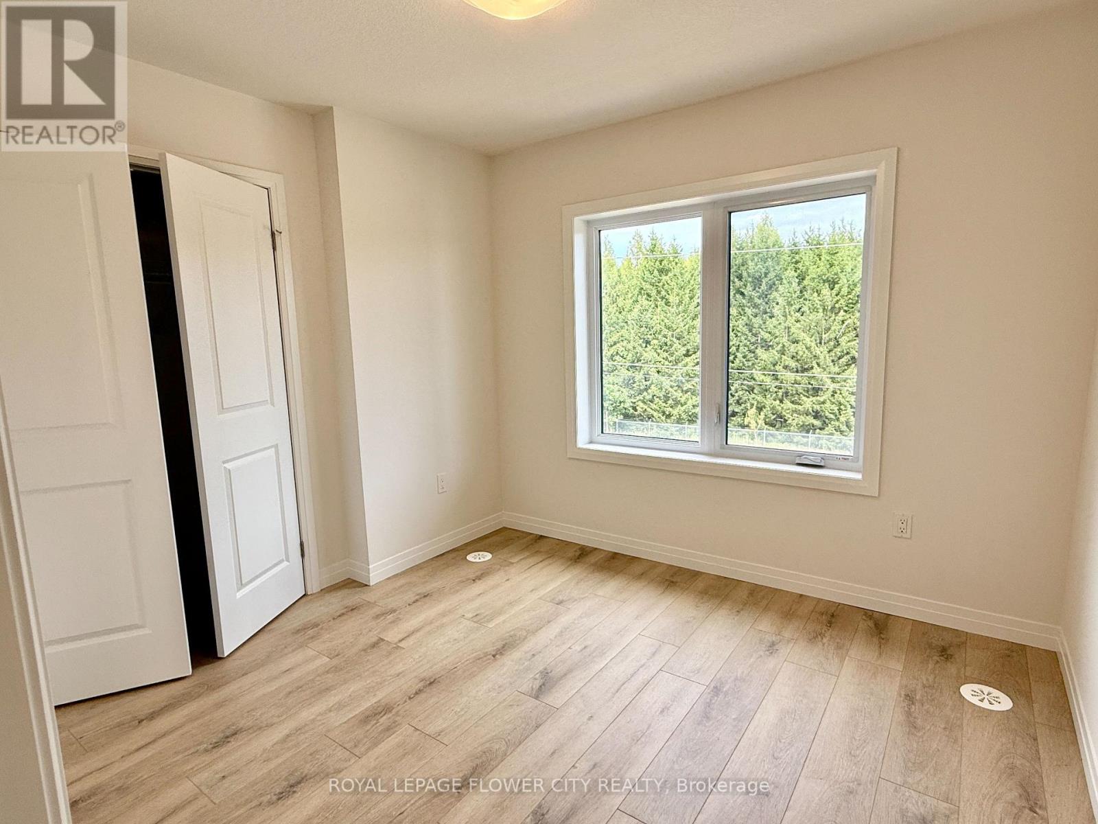 H079 - 44 Thatcher Drive, Guelph (Kortright East), Ontario  N1L 0R8 - Photo 23 - X12435603