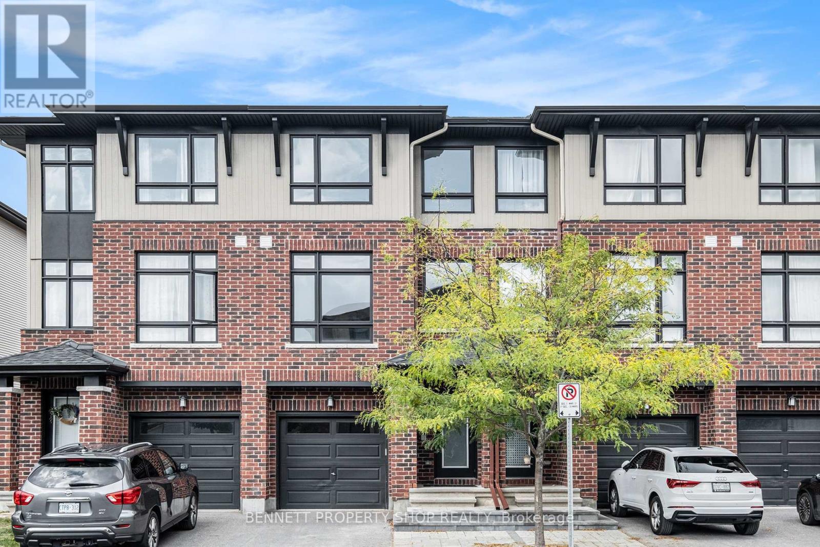 84 GOOSEBERRY PLACE, Ottawa, Ontario