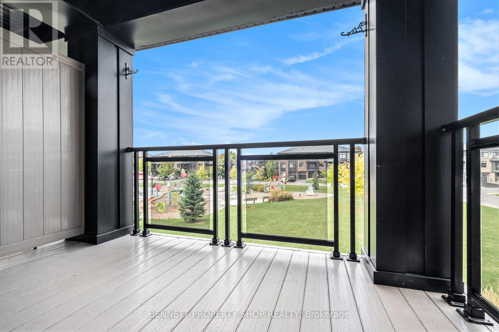 84 Gooseberry Place, Ottawa, Ontario  K2J 5Z6 - Photo 9 - X12435699