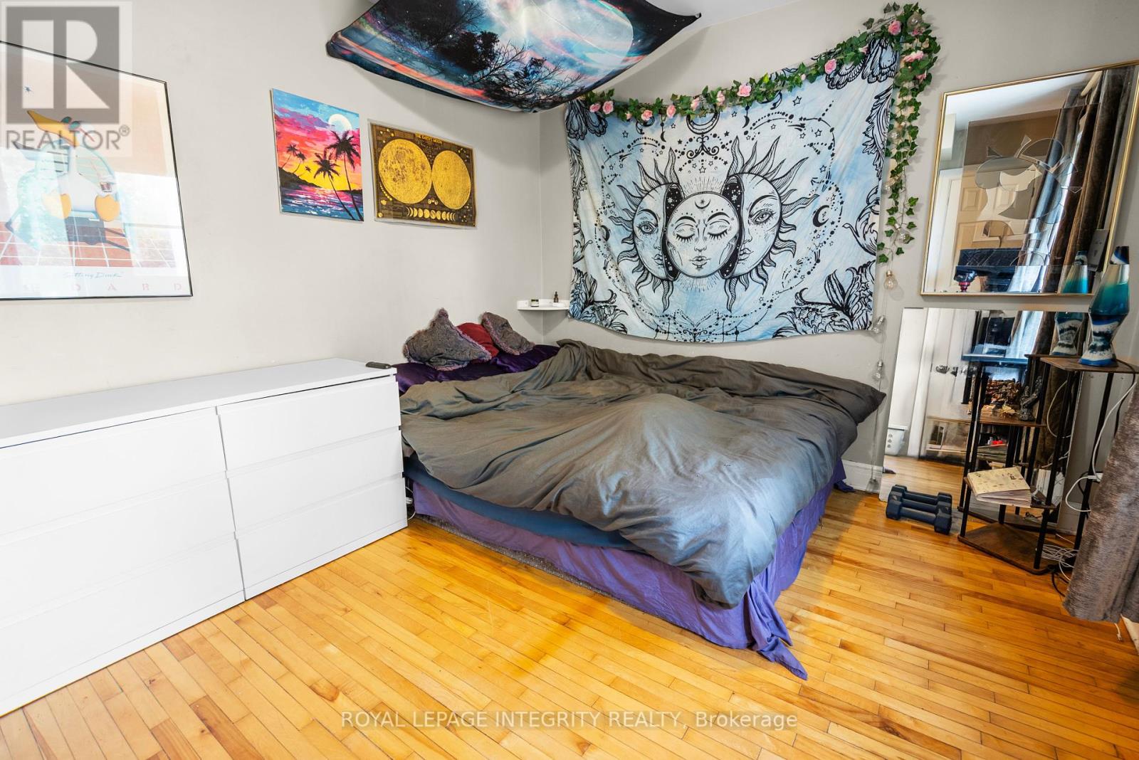 256 Alfred Street, Ottawa, Ontario  K1L 6W6 - Photo 14 - X12435704
