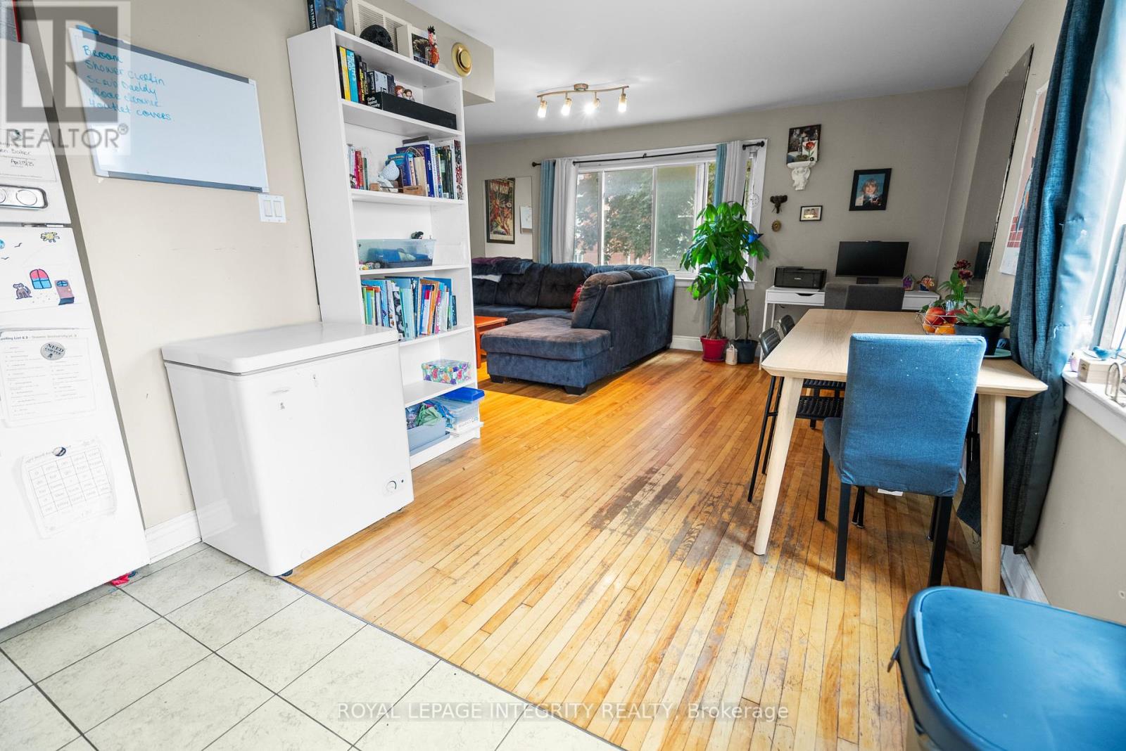 256 Alfred Street, Ottawa, Ontario  K1L 6W6 - Photo 18 - X12435704