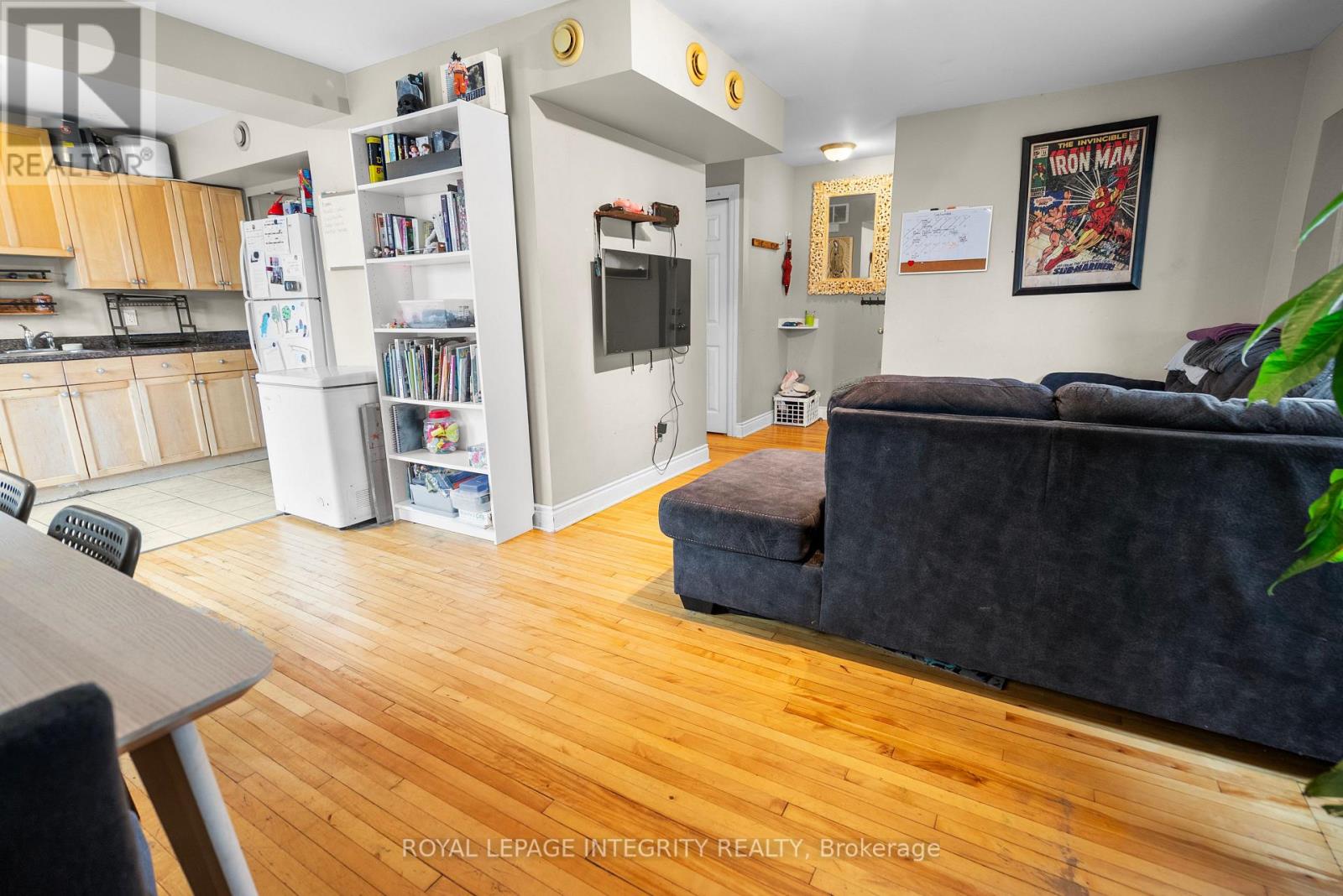 256 Alfred Street, Ottawa, Ontario  K1L 6W6 - Photo 20 - X12435704