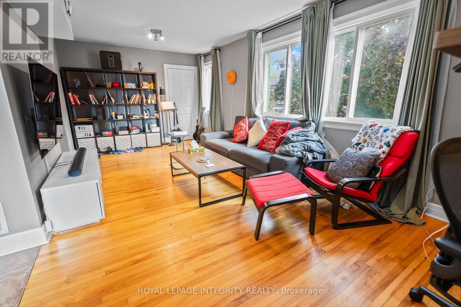 256 Alfred Street, Ottawa, Ontario  K1L 6W6 - Photo 4 - X12435704