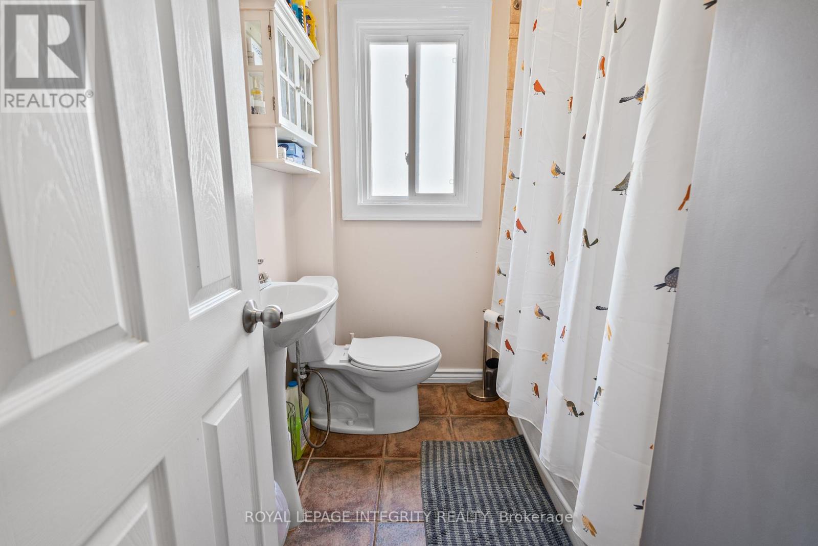 256 Alfred Street, Ottawa, Ontario  K1L 6W6 - Photo 6 - X12435704