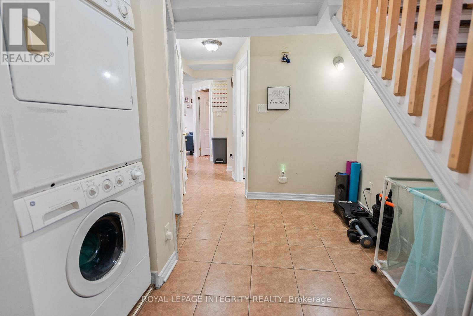 256 Alfred Street, Ottawa, Ontario  K1L 6W6 - Photo 8 - X12435704
