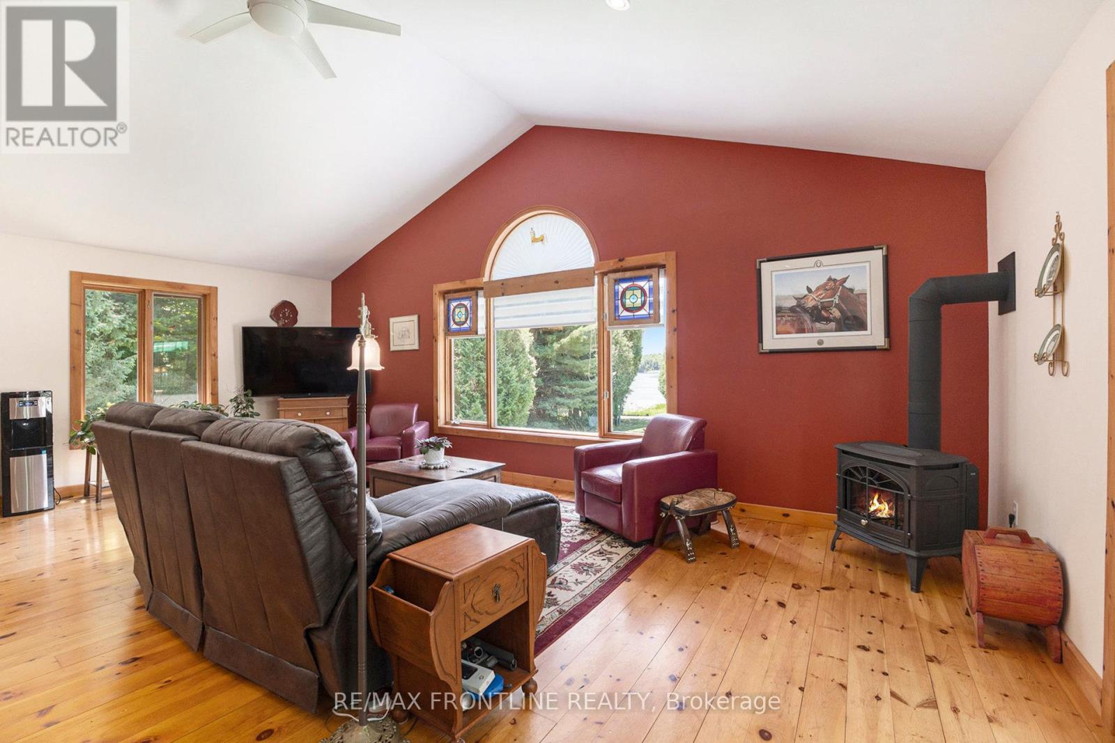 530 Miners Point Road, Tay Valley, Ontario  K7H 3C5 - Photo 17 - X12435687