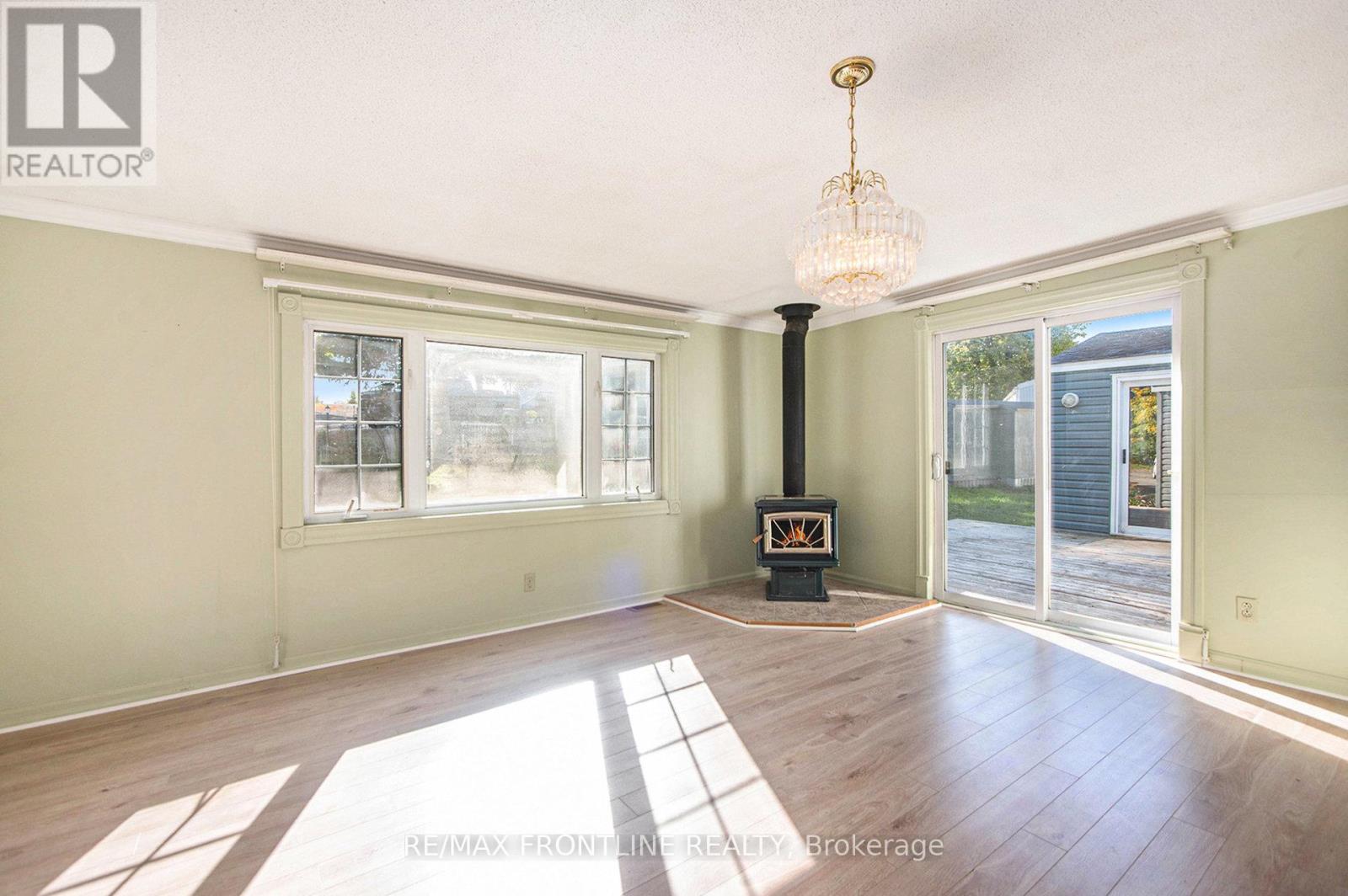 313 Acacia Road, Drummond/north Elmsley, Ontario  K7H 3C8 - Photo 10 - X12435721