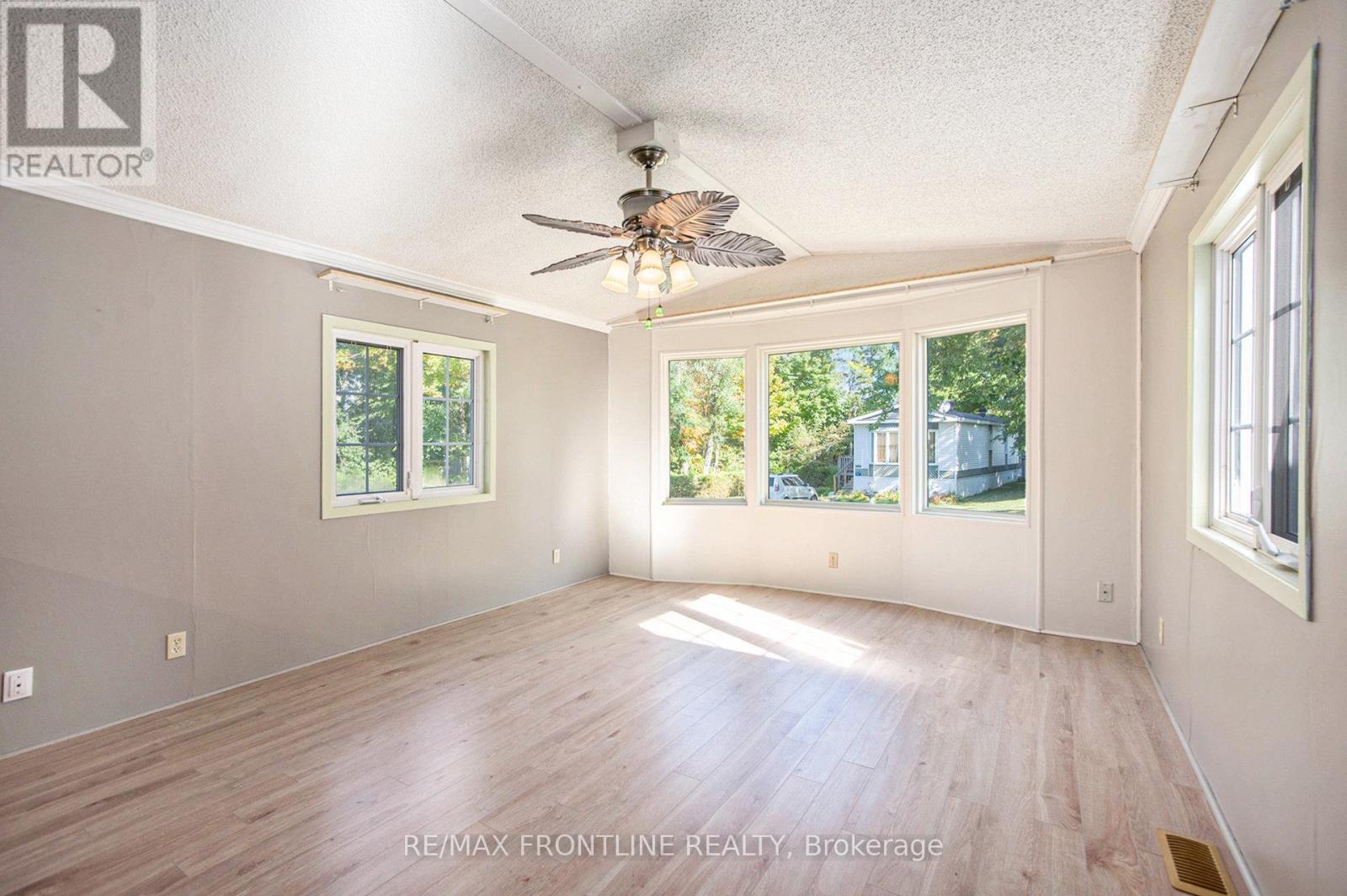 313 Acacia Road, Drummond/north Elmsley, Ontario  K7H 3C8 - Photo 11 - X12435721