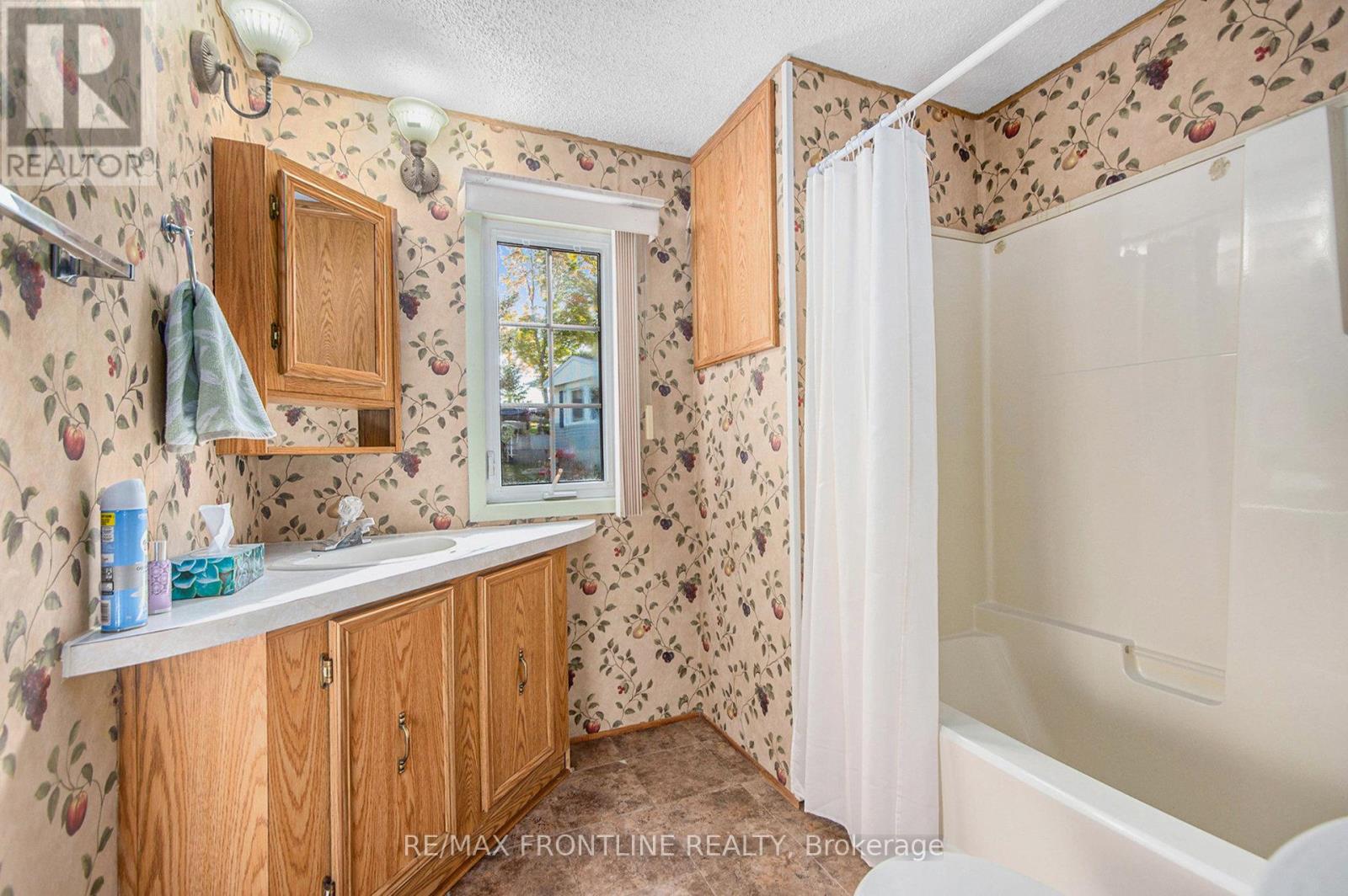 313 Acacia Road, Drummond/north Elmsley, Ontario  K7H 3C8 - Photo 21 - X12435721
