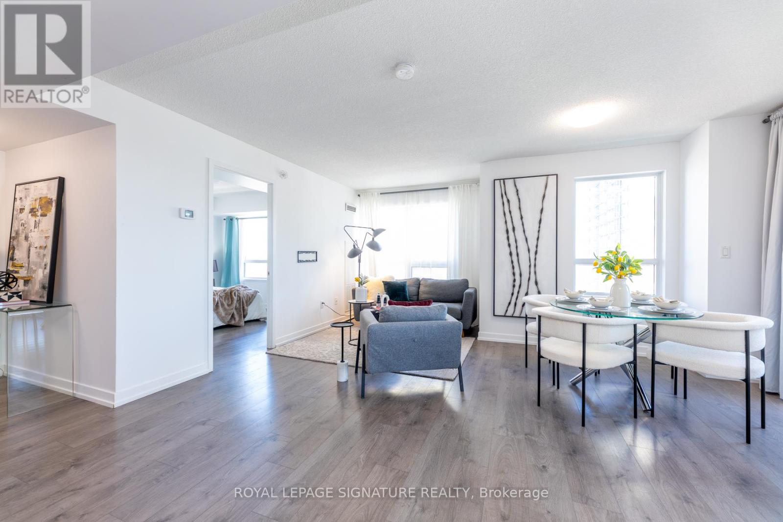 2201 - 1410 Dupont Street, Toronto, Ontario  M6H 0B6 - Photo 13 - W12435128
