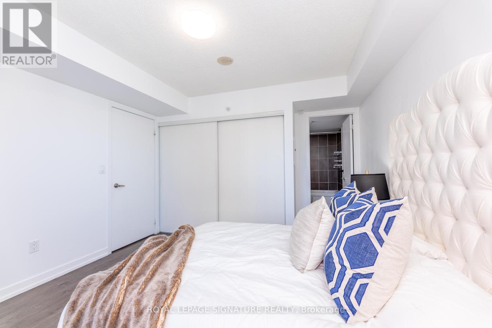 2201 - 1410 Dupont Street, Toronto, Ontario  M6H 0B6 - Photo 27 - W12435128