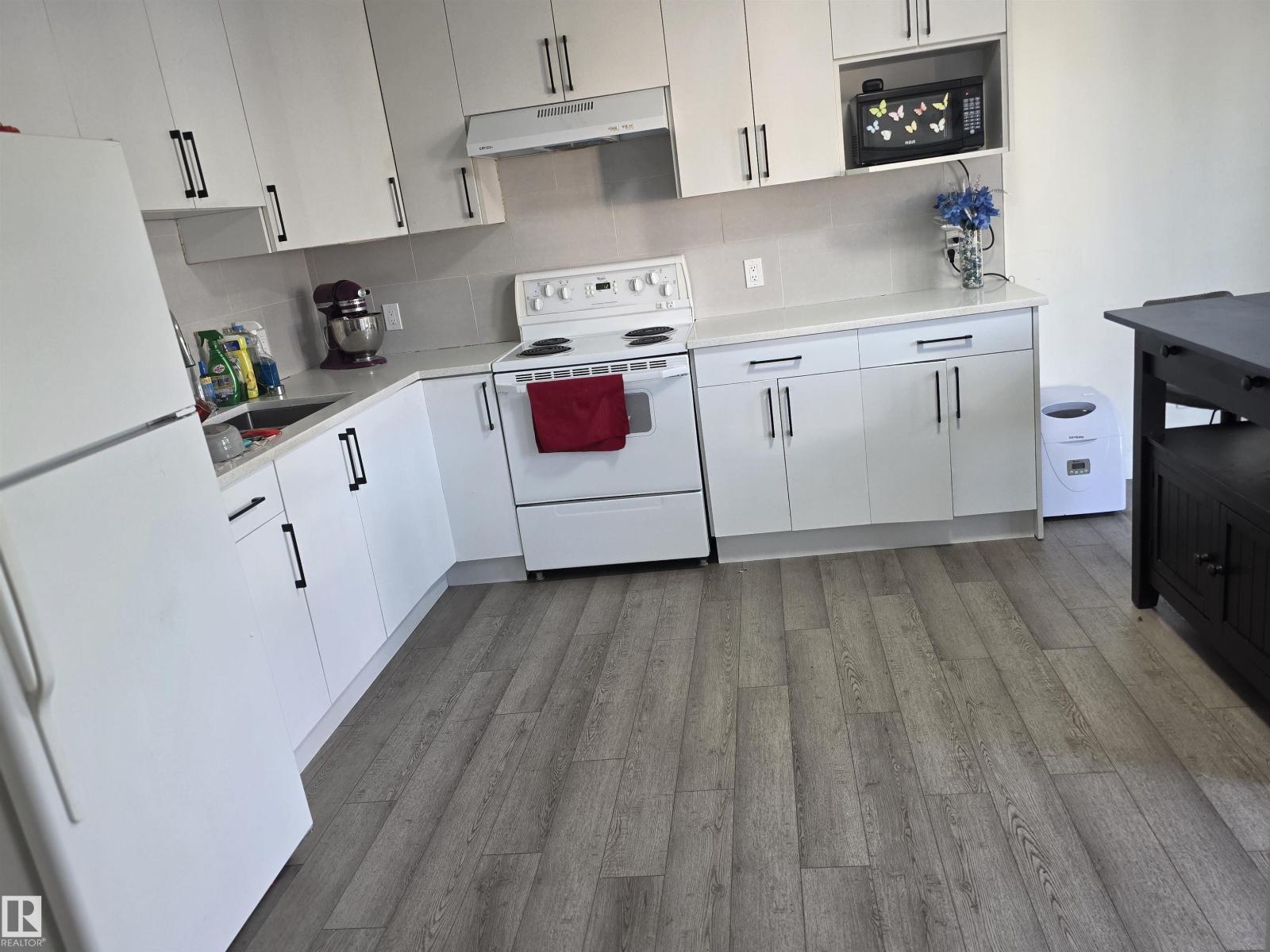 6340 34a Av Nw, Edmonton, Alberta  T6L 1E4 - Photo 7 - E4458781