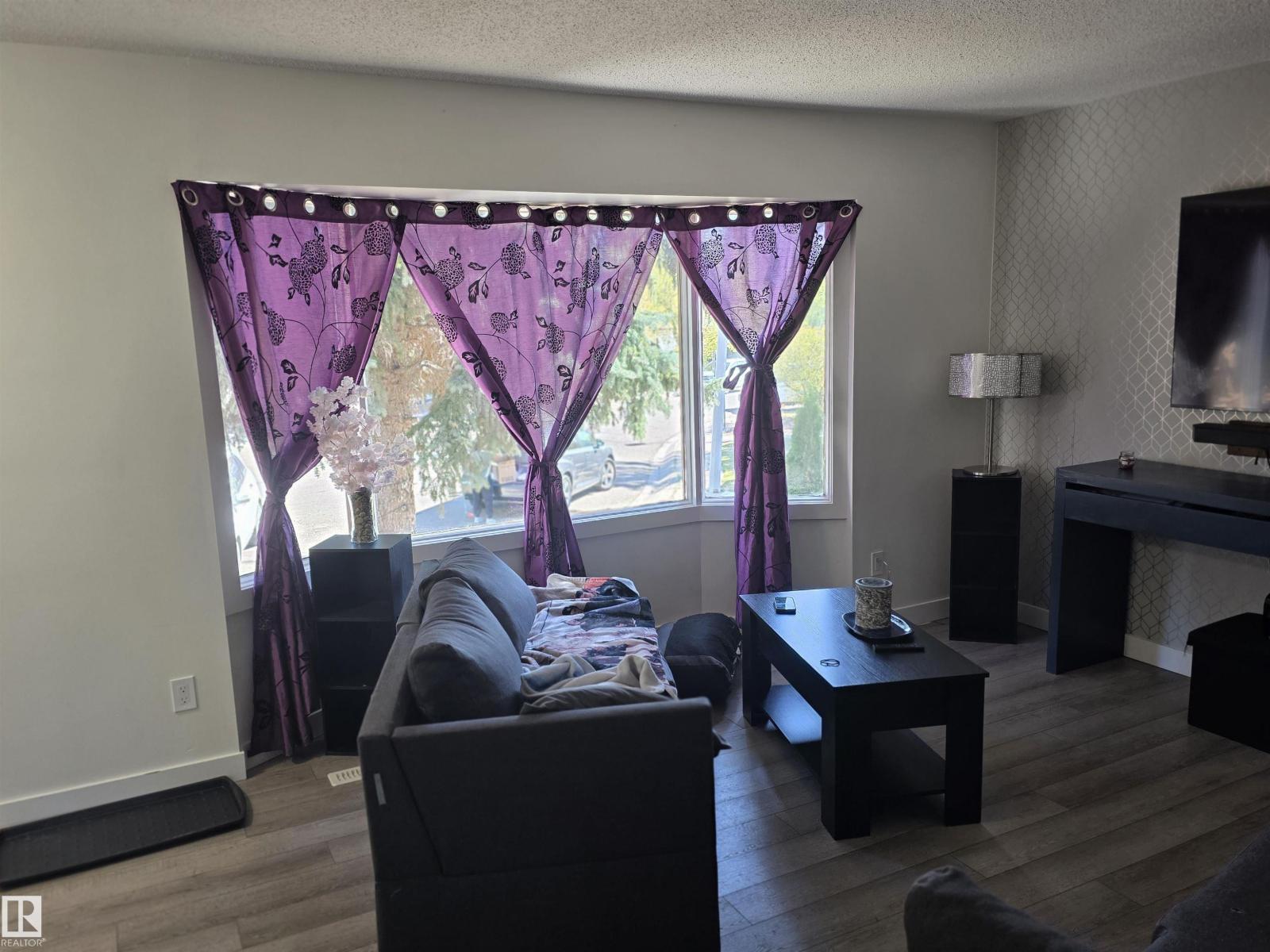 6340 34a Av Nw, Edmonton, Alberta  T6L 1E4 - Photo 4 - E4458781