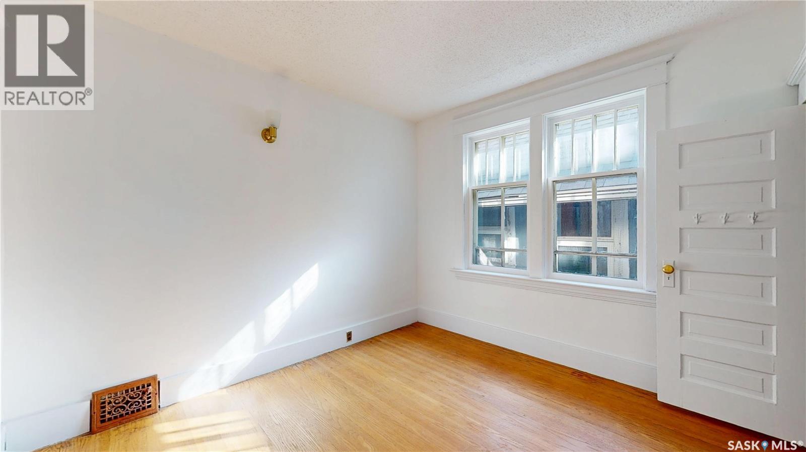 2053 Rae Street, Regina, Saskatchewan  S4T 2E6 - Photo 34 - SK019709