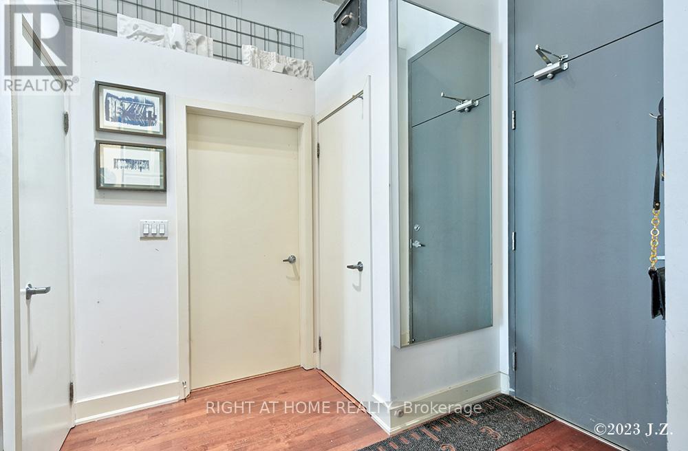 217 - 637 Lake Shore Boulevard W, Toronto, Ontario  M5V 1A8 - Photo 5 - C12435701