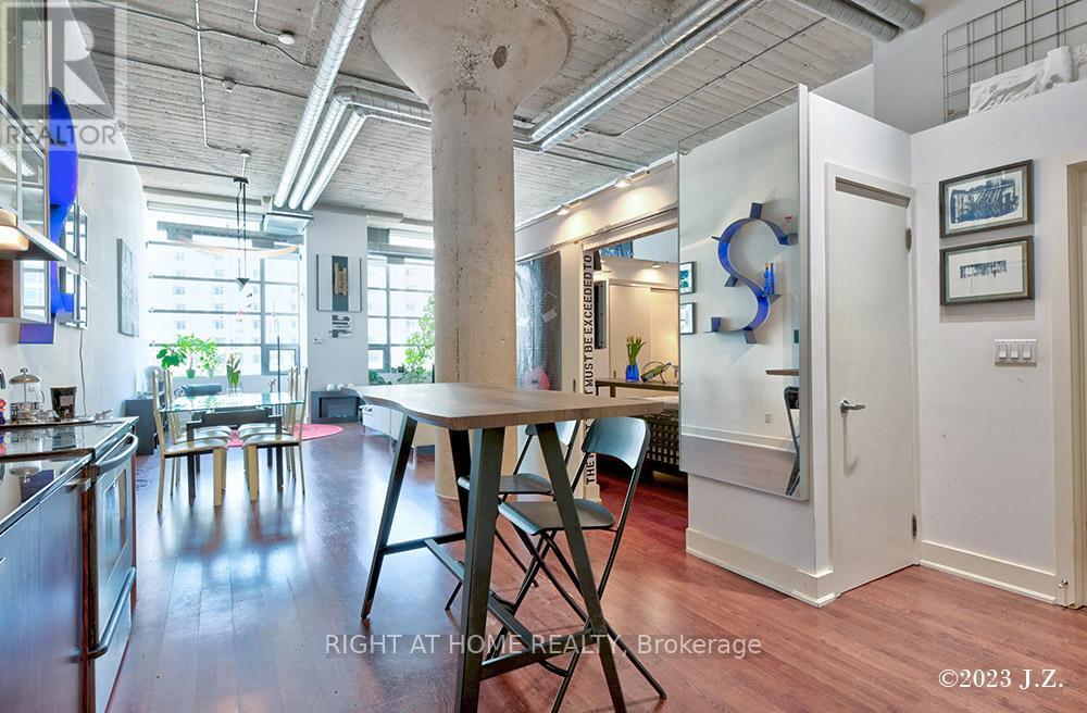 217 - 637 Lake Shore Boulevard W, Toronto, Ontario  M5V 1A8 - Photo 8 - C12435701