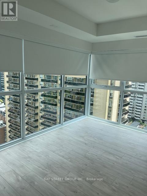 1409 - 11 Lillian Street, Toronto, Ontario  M4S 2H7 - Photo 17 - C12435723