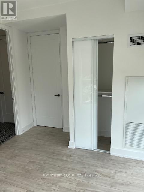 1409 - 11 Lillian Street, Toronto, Ontario  M4S 2H7 - Photo 18 - C12435723