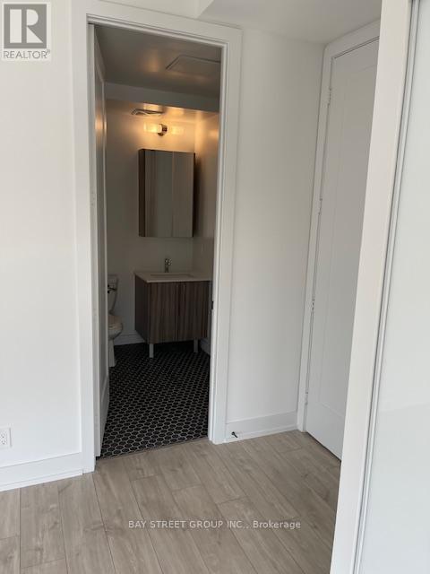 1409 - 11 Lillian Street, Toronto, Ontario  M4S 2H7 - Photo 19 - C12435723