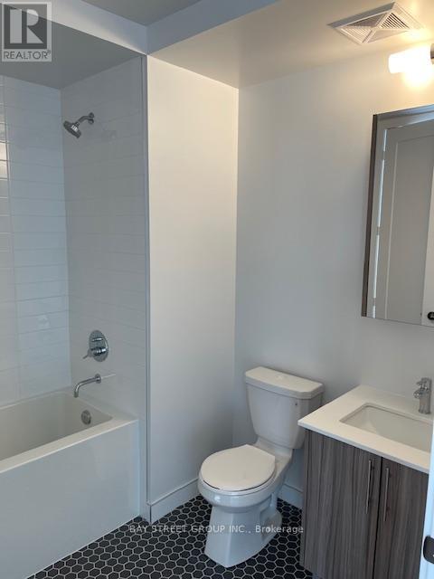 1409 - 11 Lillian Street, Toronto, Ontario  M4S 2H7 - Photo 20 - C12435723