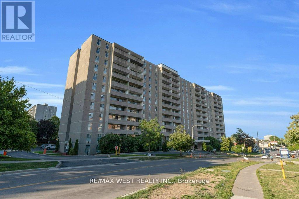203 - 2 Glamorgan Avenue, Toronto, Ontario  M1P 2M8 - Photo 2 - E12435688