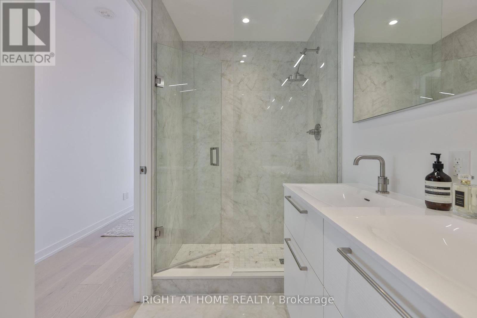 906 - 200 Sudbury Street, Toronto, Ontario  M6J 0H1 - Photo 18 - C12434208