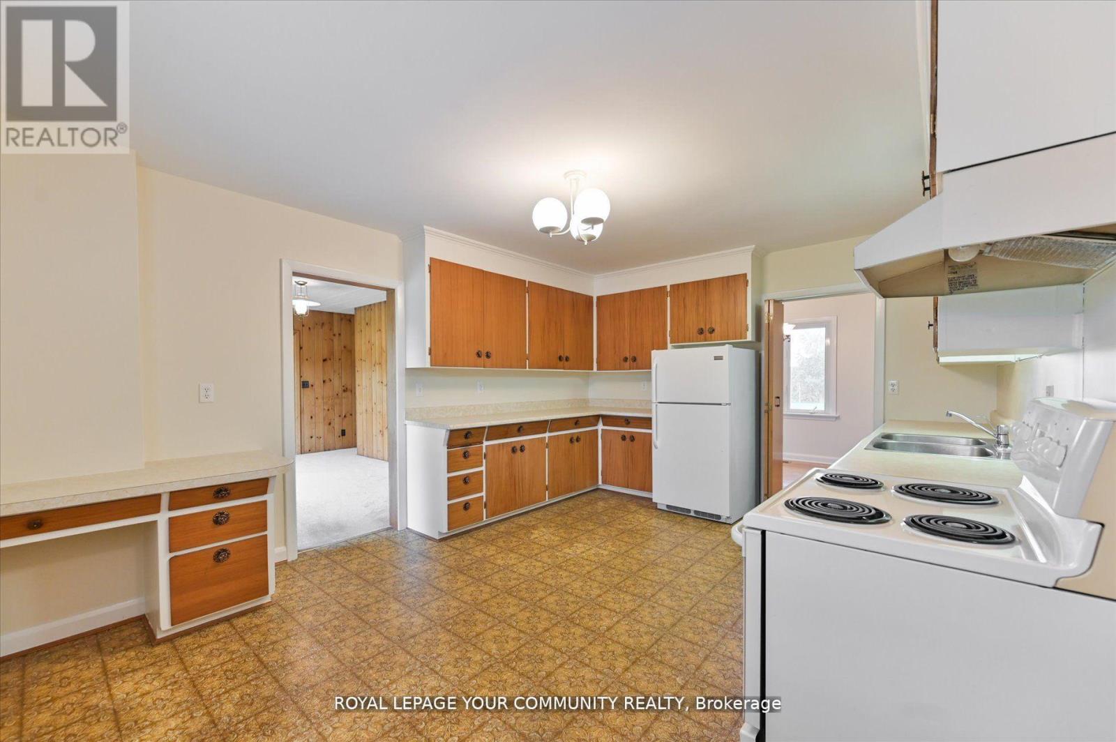 6162 Highway 9, King, Ontario  L0G 1T0 - Photo 14 - N12435714