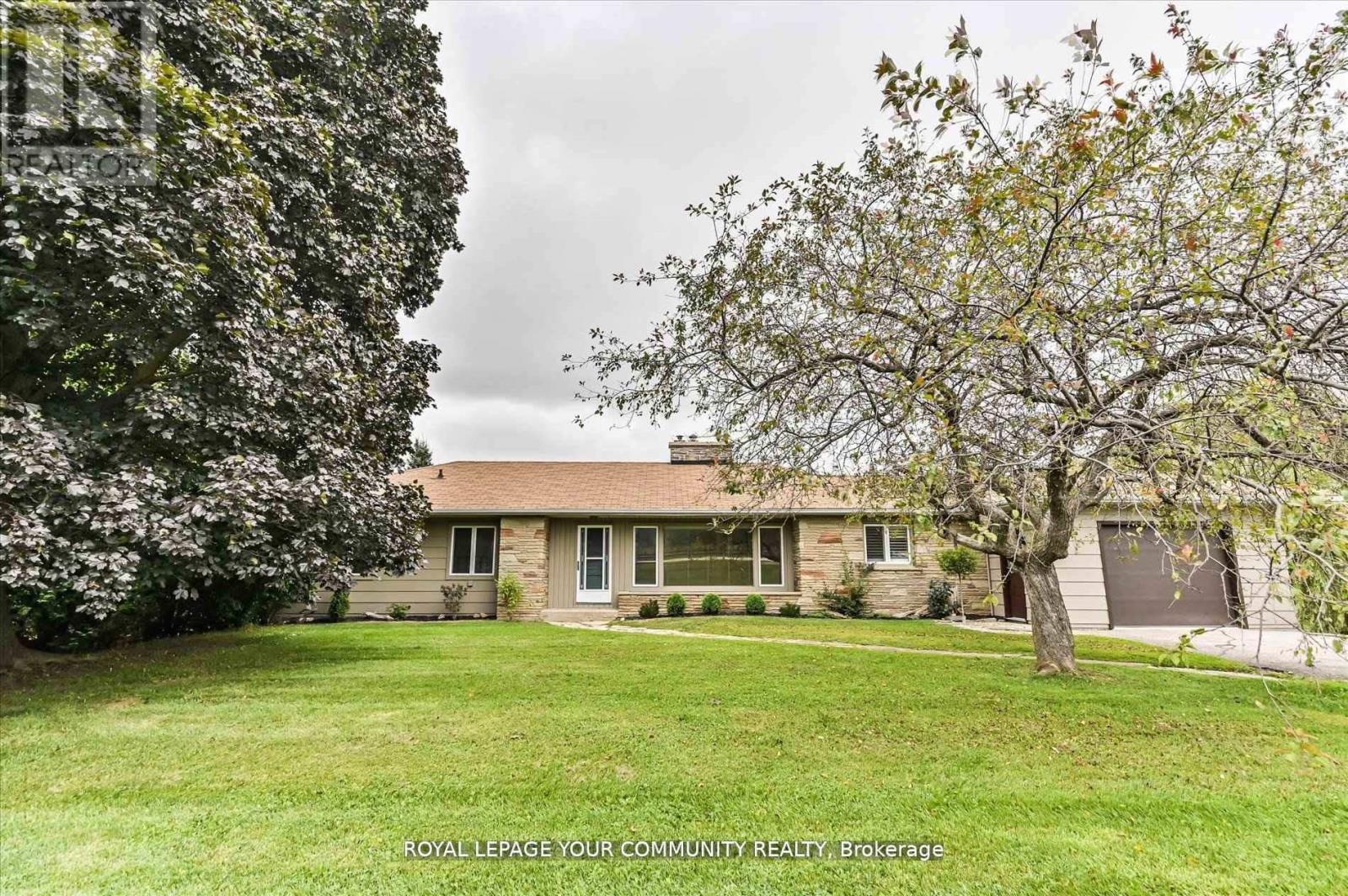 6162 Highway 9, King, Ontario  L0G 1T0 - Photo 4 - N12435714