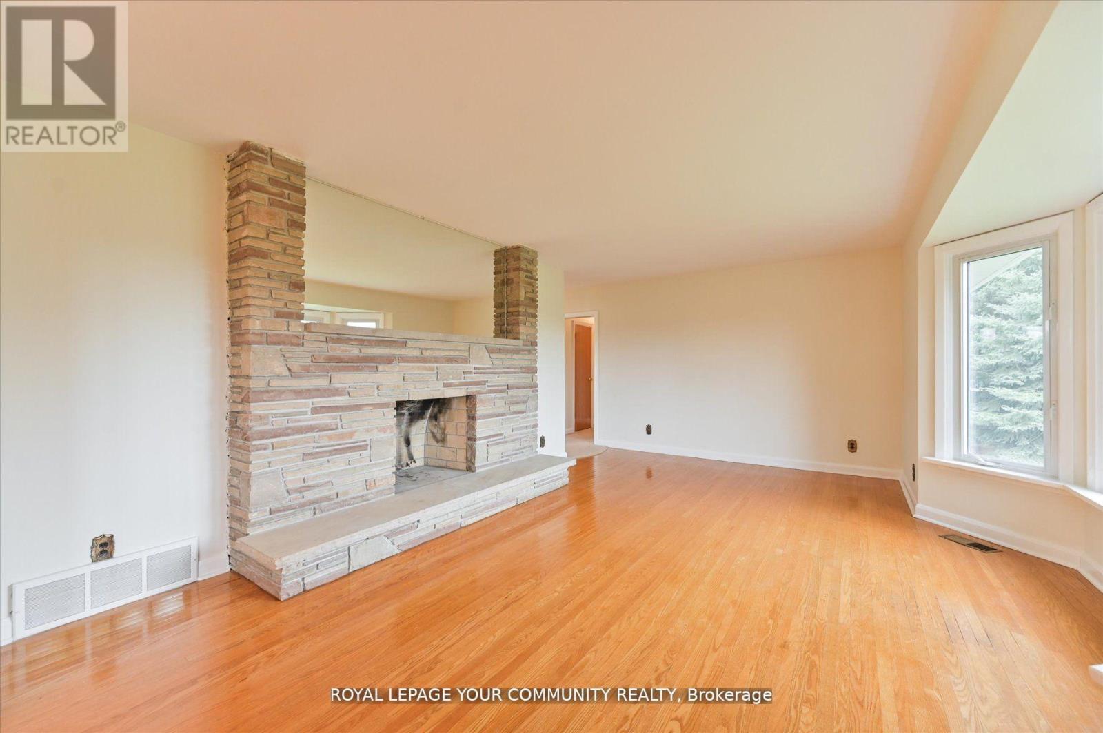 6162 Highway 9, King, Ontario  L0G 1T0 - Photo 7 - N12435714
