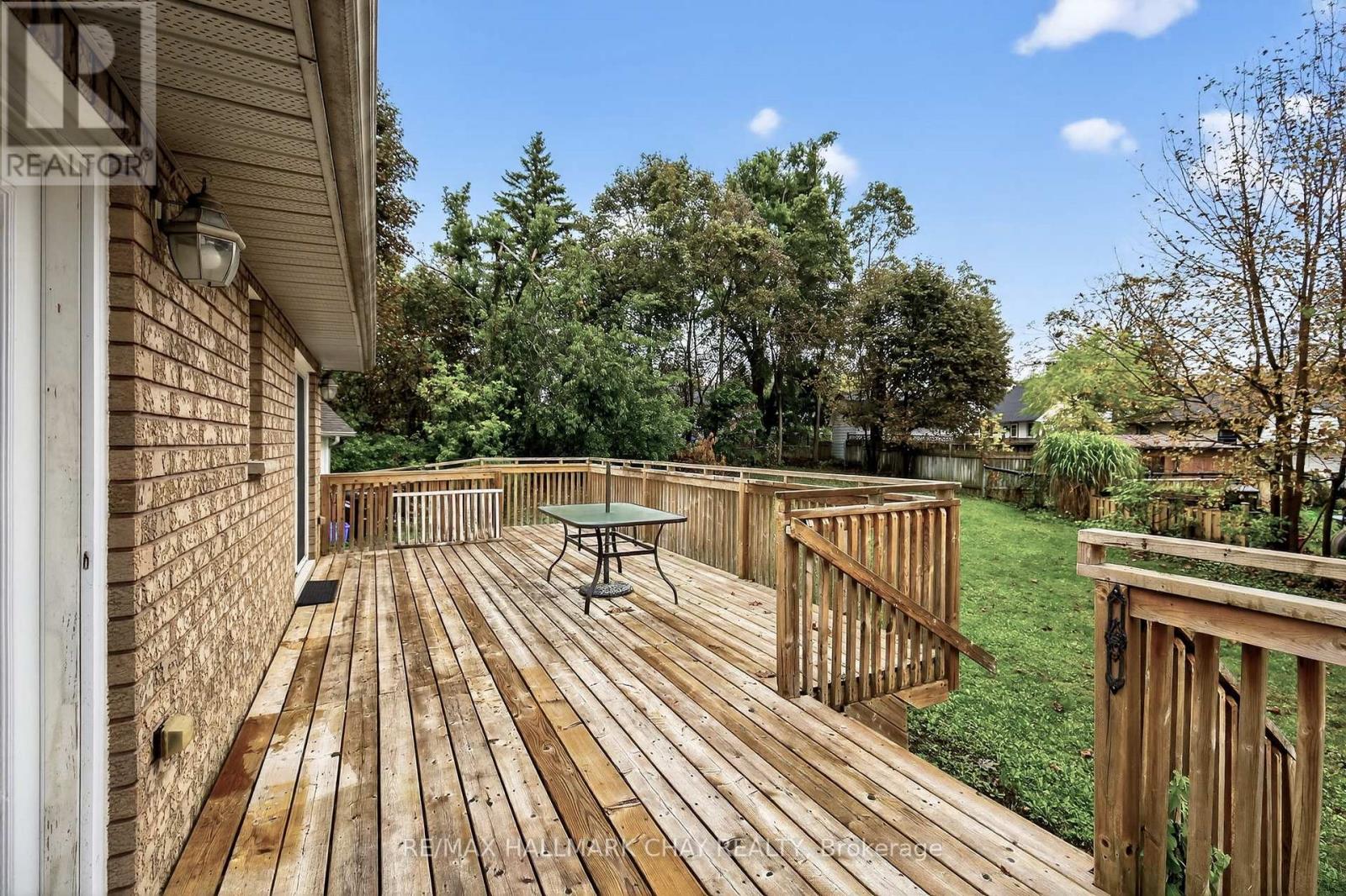 29 Oakley Park Square, Barrie, Ontario  L4M 2K2 - Photo 34 - S12435703
