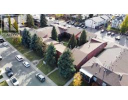 1-12, 4607 73 Street NW Bowness