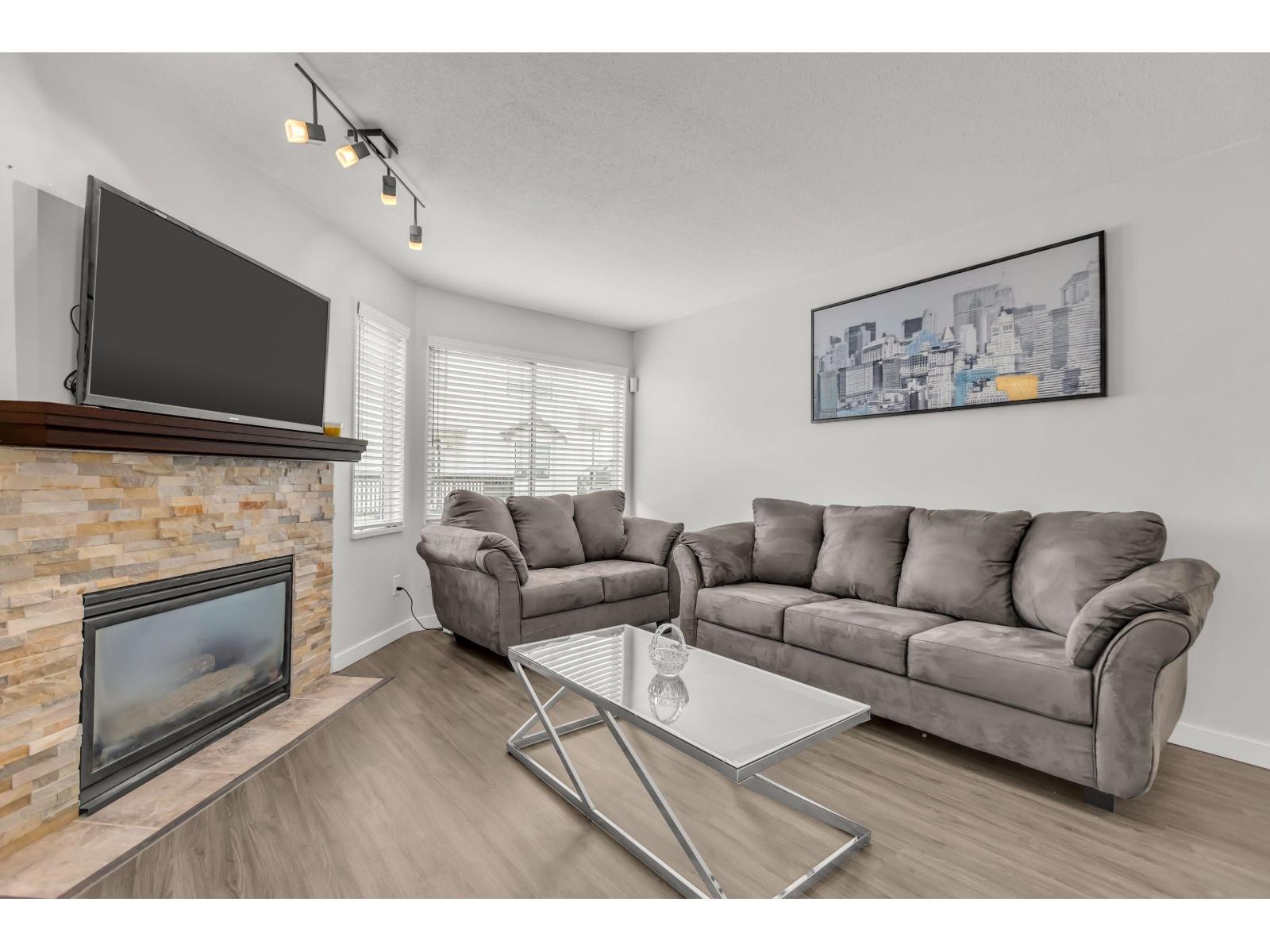 27 45740 Thomas Road, Vedder Crossing, Chilliwack, British Columbia  V2R 3V9 - Photo 2 - R3047425