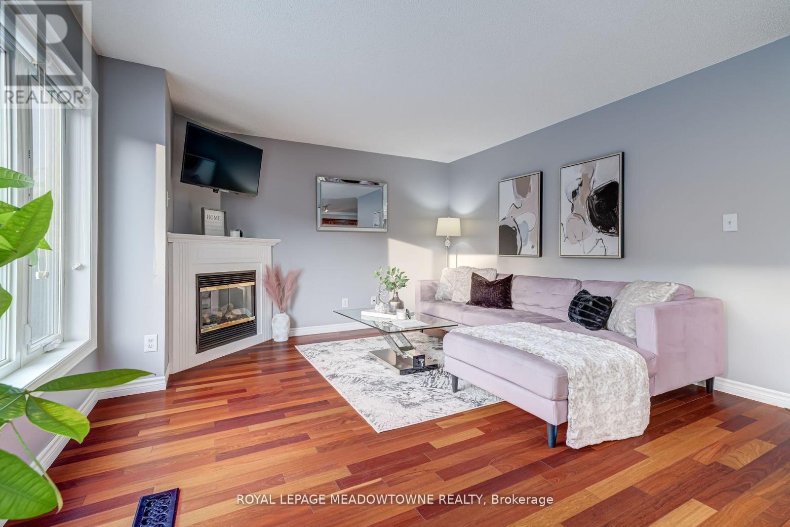 3339 Cactus Gate, Mississauga, Ontario  L5N 8A5 - Photo 17 - W12435684
