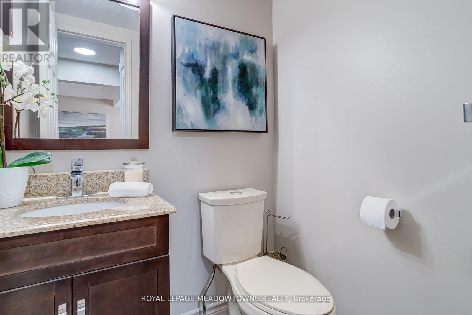 3339 Cactus Gate, Mississauga, Ontario  L5N 8A5 - Photo 19 - W12435684