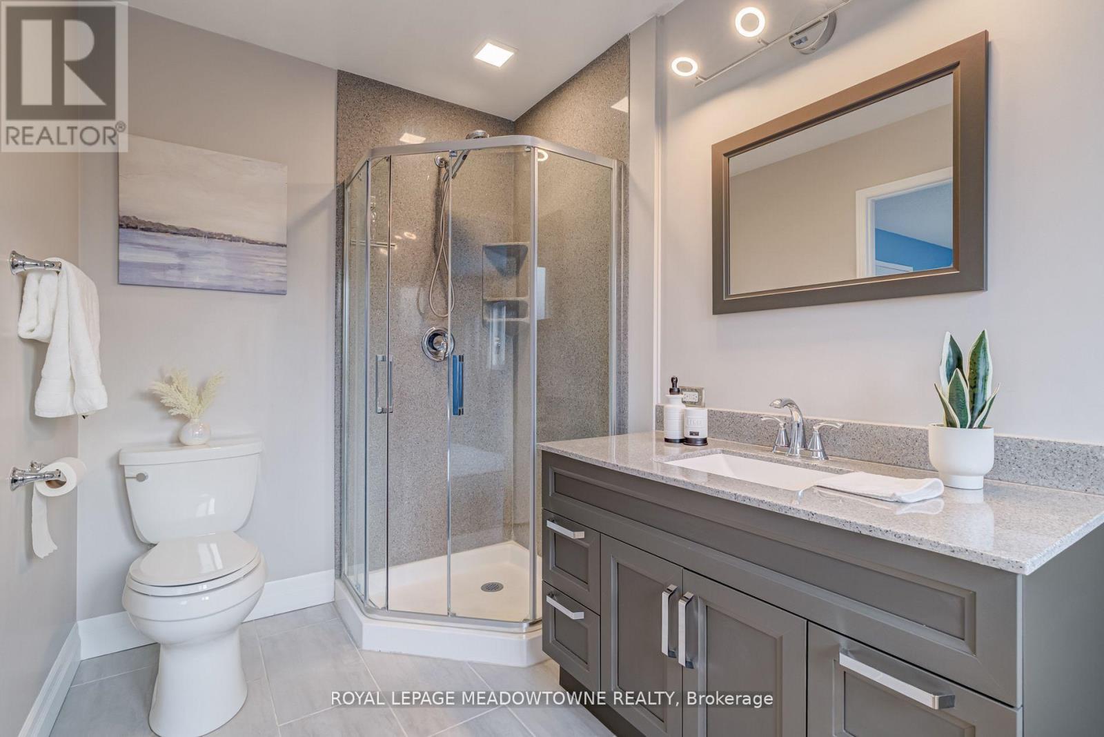 3339 Cactus Gate, Mississauga, Ontario  L5N 8A5 - Photo 24 - W12435684
