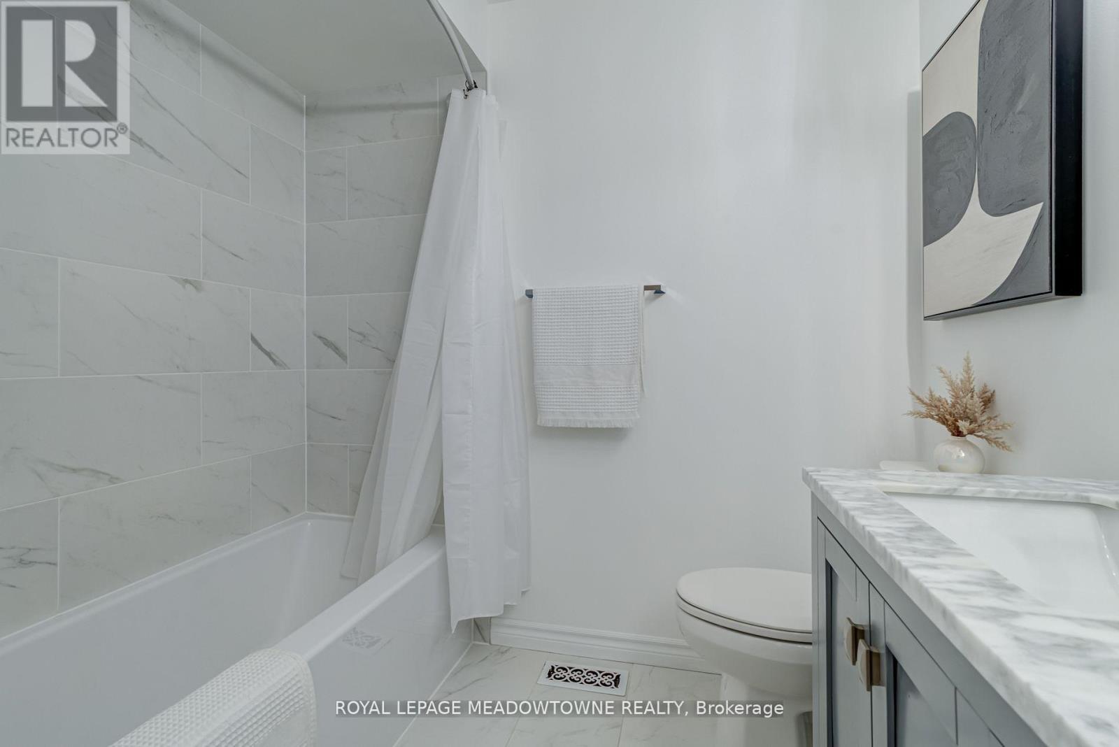 3339 Cactus Gate, Mississauga, Ontario  L5N 8A5 - Photo 34 - W12435684