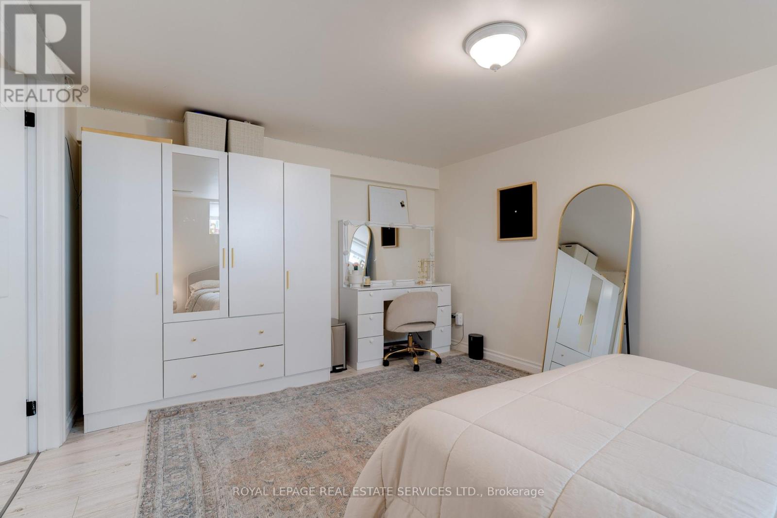41 Fairwood Place E, Burlington, Ontario  L7T 2B7 - Photo 33 - W12435690