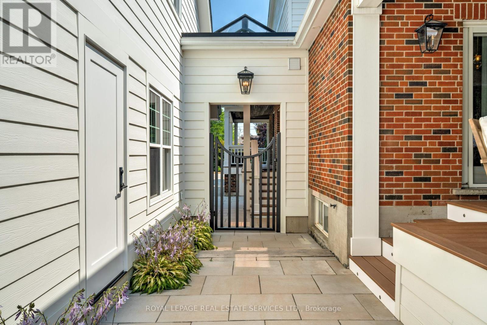 41 Fairwood Place E, Burlington, Ontario  L7T 2B7 - Photo 45 - W12435690