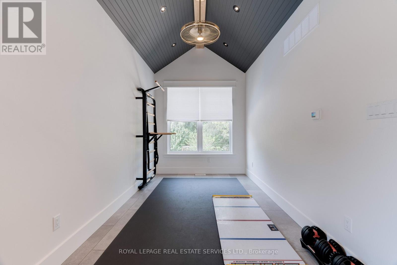 41 Fairwood Place E, Burlington, Ontario  L7T 2B7 - Photo 48 - W12435690