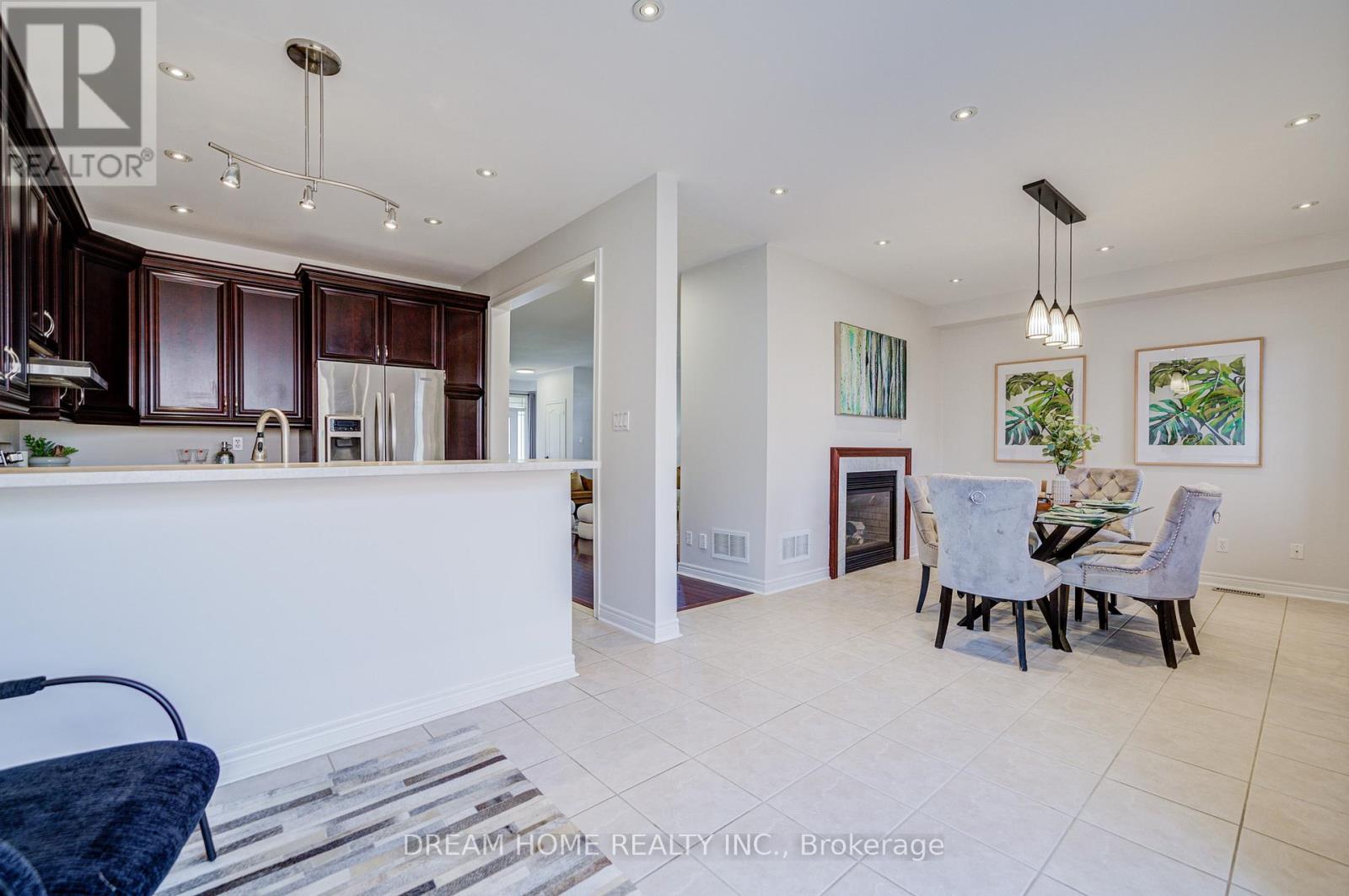 3519 Trilogy Trail, Mississauga, Ontario  L5M 7Y1 - Photo 14 - W12435692