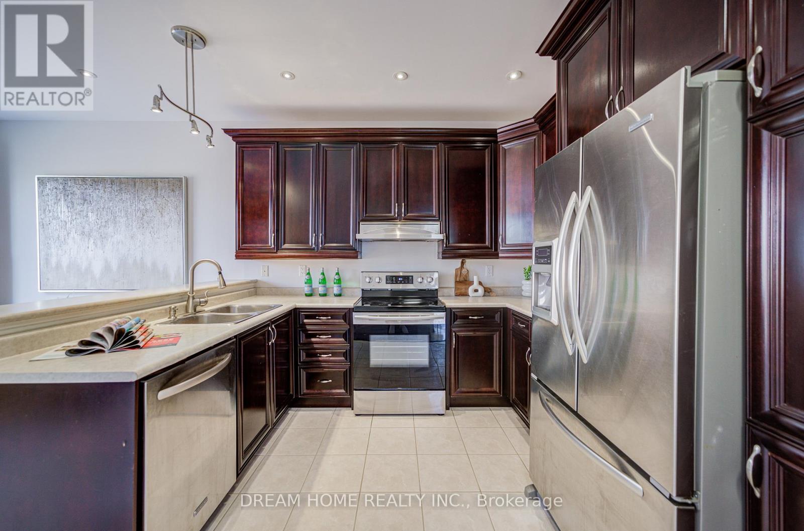 3519 Trilogy Trail, Mississauga, Ontario  L5M 7Y1 - Photo 15 - W12435692