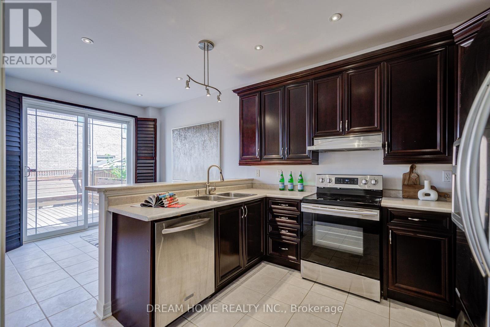 3519 Trilogy Trail, Mississauga, Ontario  L5M 7Y1 - Photo 16 - W12435692