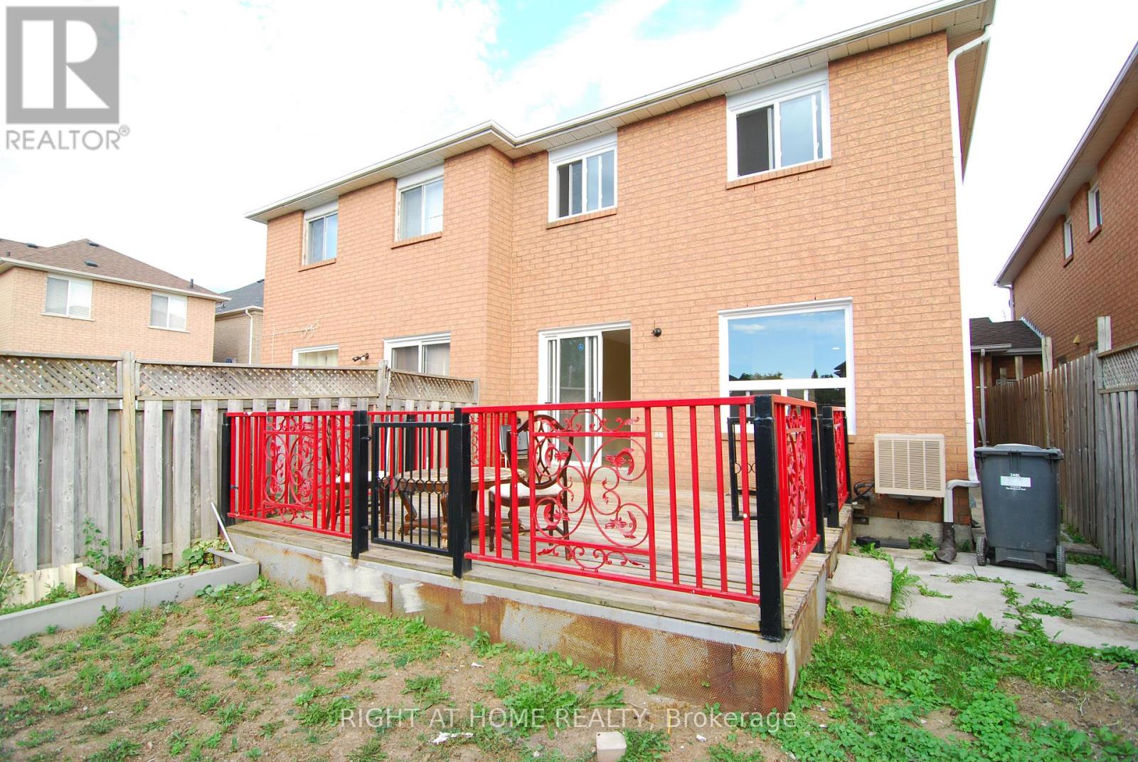 158 Toba Crescent, Brampton, Ontario  L6Z 4R9 - Photo 21 - W12435707