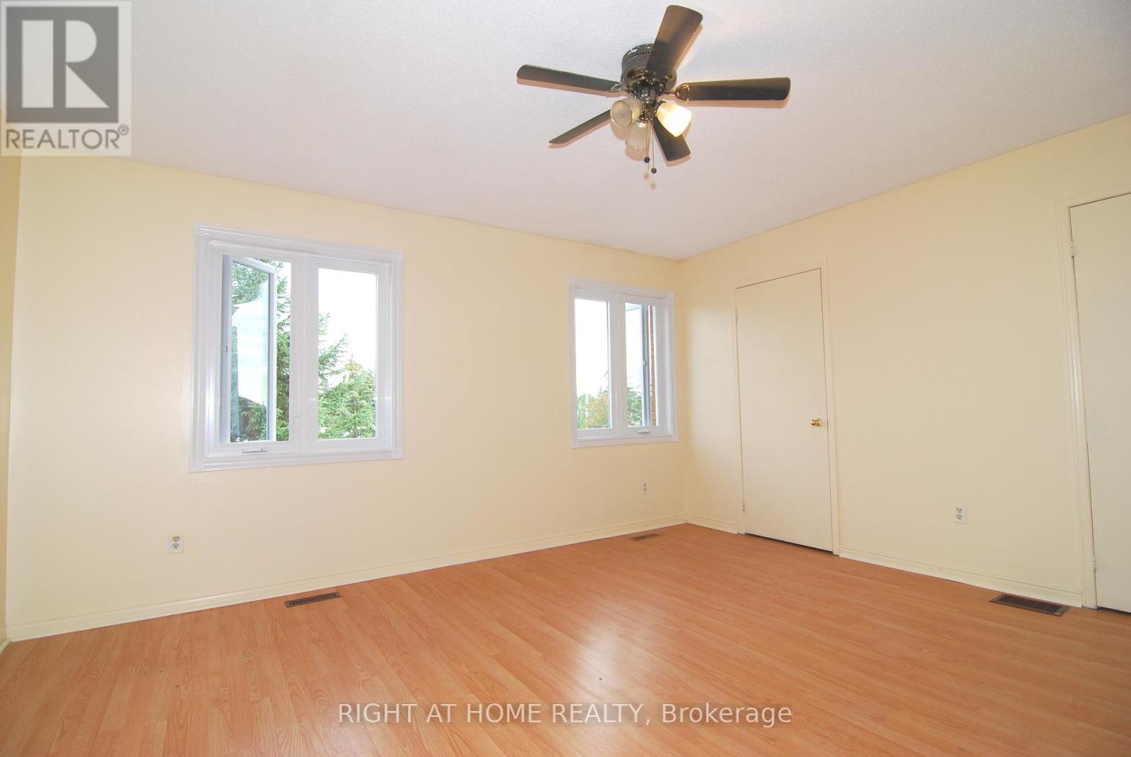 158 Toba Crescent, Brampton, Ontario  L6Z 4R9 - Photo 9 - W12435707