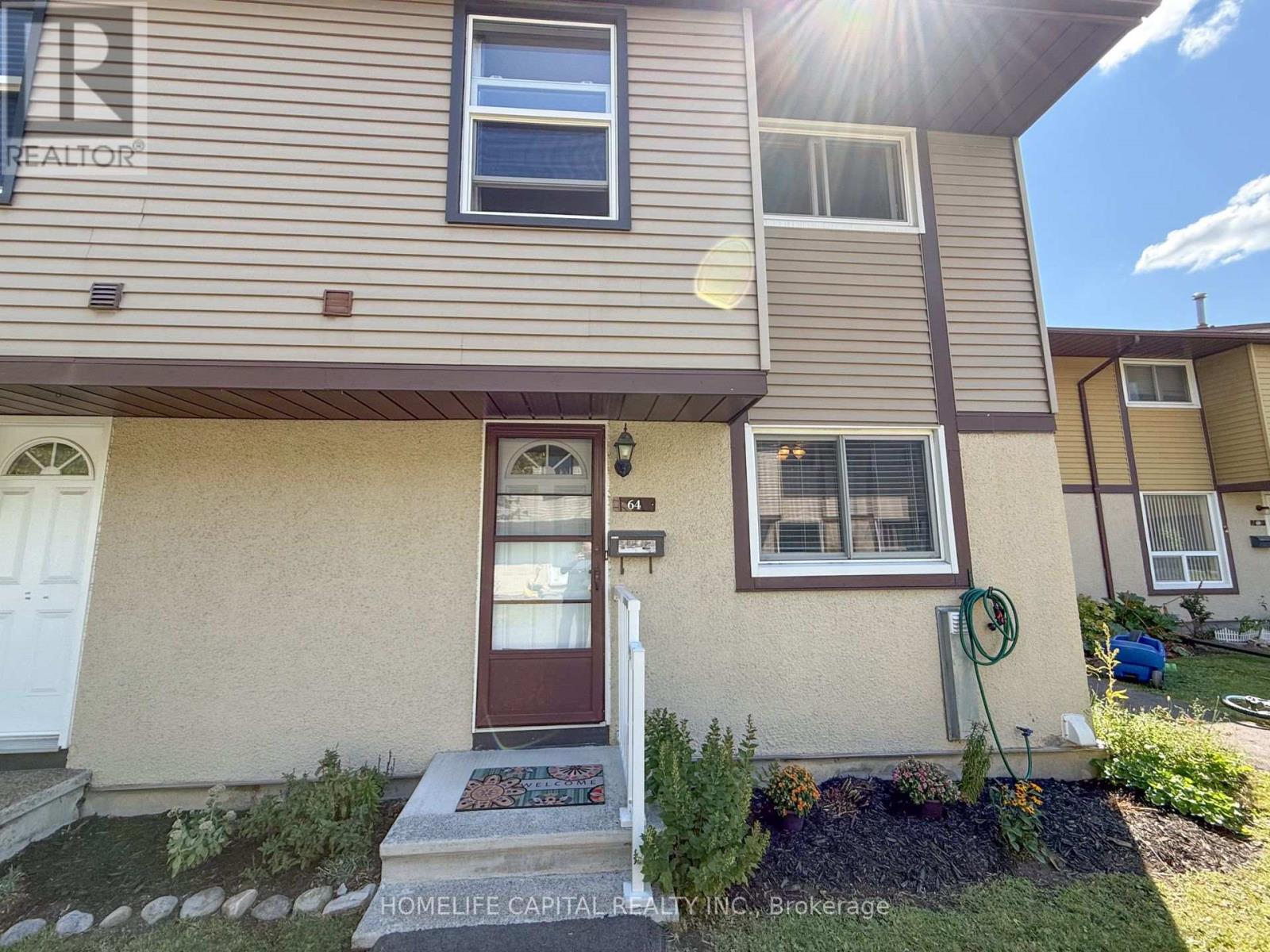 64 - 2570 Southvale Crescent, Ottawa, Ontario  K1B 5B7 - Photo 3 - X12435733