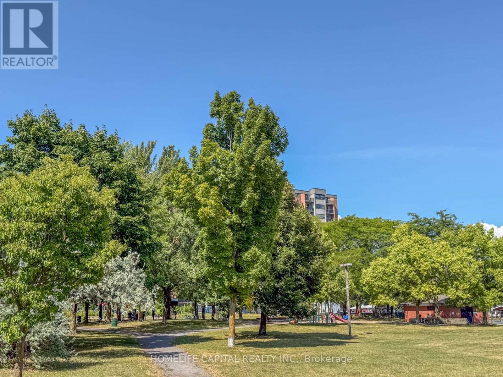 64 - 2570 Southvale Crescent, Ottawa, Ontario  K1B 5B7 - Photo 44 - X12435733