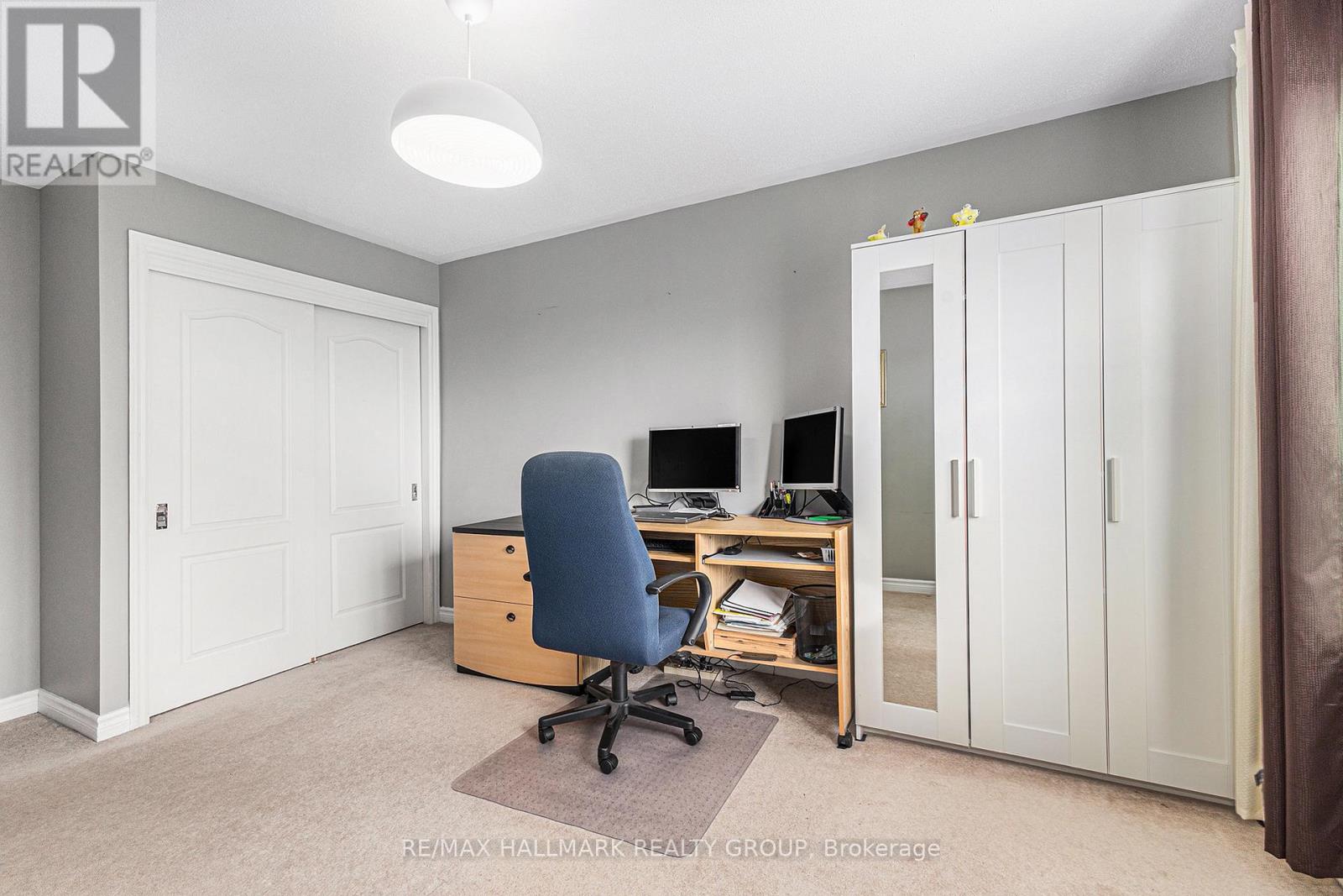 4220 Kelly Farm Drive, Ottawa, Ontario  K1T 0A5 - Photo 17 - X12435738