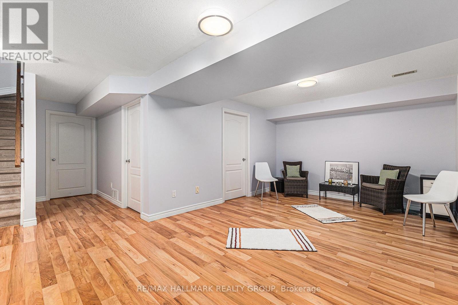 4220 Kelly Farm Drive, Ottawa, Ontario  K1T 0A5 - Photo 23 - X12435738